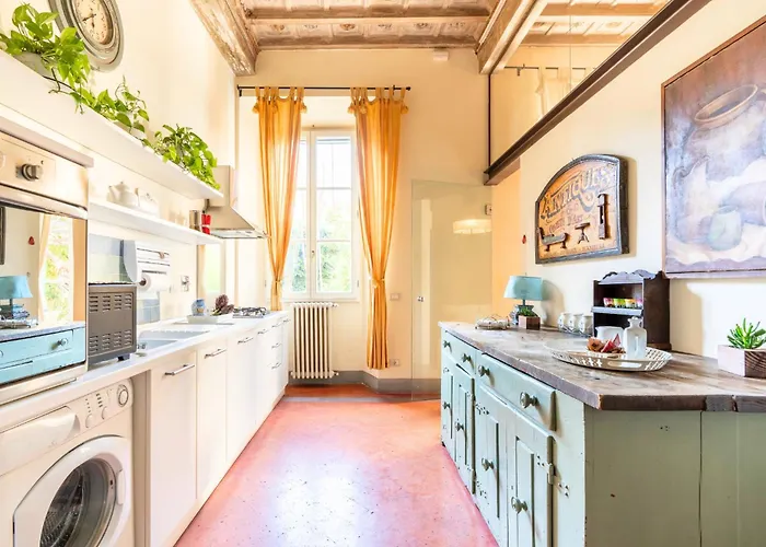 The Luxury Florence Historic Palace Of Santa Croce